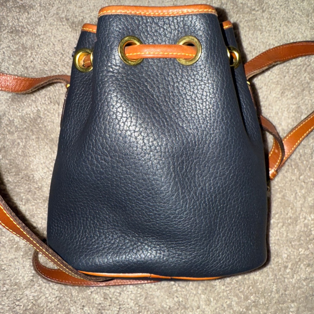 Mini dooney bucket bag - Picture 11 of 13
